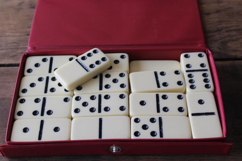 photo of ivory catalin bakelite dominoes set, jumbo domino tiles in original vintage box #1