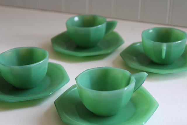 photo of jadite green glass doll dishes, vintage Akro Agate depression glass toy tea set #5