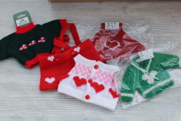 catalog photo of knit holiday sweaters for bears or dolls, ugly Christmas sweater Valentines St Patrick's day