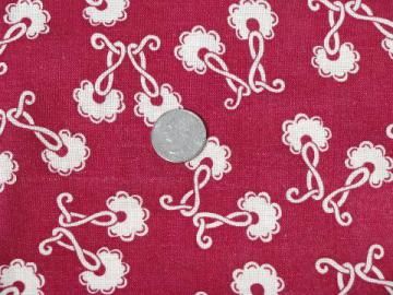 catalog photo of lace collar print vintage 1930s cotton feed sack fabric, maroon/white