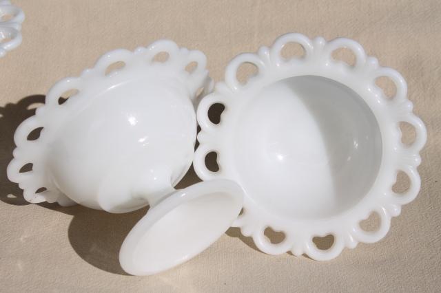 photo of lace edge milk glass dessert set, vintage Anchor Hocking sherbet bowls & plates #11