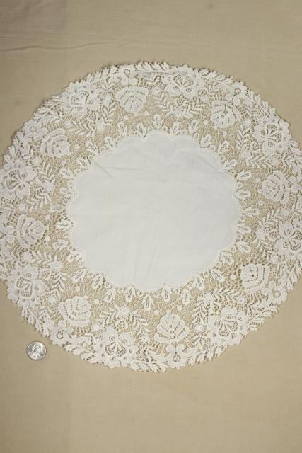 photo of lace trimmed linen table mats & centerpieces w/ crochet edgings, shabby vintage doily lot #9