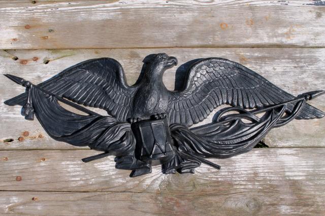 photo of large Federal eagle wall hanging, vintage plastic plaque w/ antique black cast iron look #1