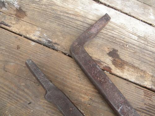 photo of large antique tin snips / metal shears blacksmith's anvil hardy tool #6