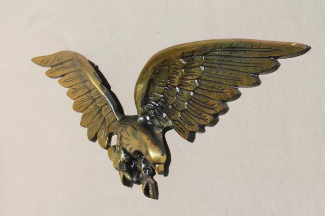 photo of large cast metal American Federal eagle wall hanging plaque w/ antique gold finish #3