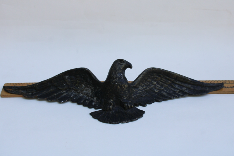 photo of large cast metal eagle wall hanging, mid century vintage Americana w/ weathered antique finish #5