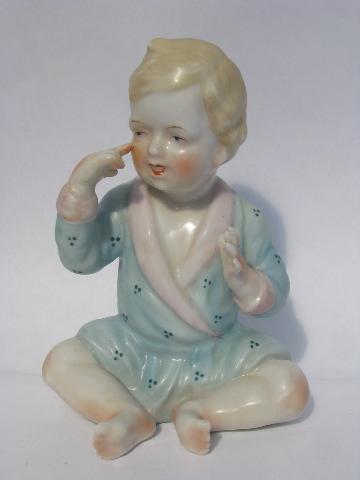 photo of large hand-painted china piano baby, vintage Maruyama - Japan figurine #2