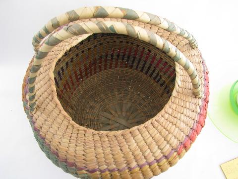 photo of large knitting / needlework basket, vintage Mexico souvenir #3