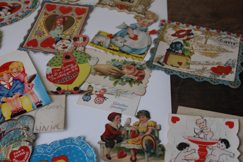 photo of large lot antique & vintage valentines, 1919 - 1940s die cuts, paper greeting cards #7