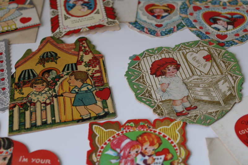 photo of large lot antique & vintage valentines, 1919 - 1940s die cuts, paper greeting cards #12