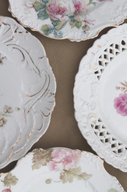 photo of large lot mismatched flowered china plates, antique vintage floral pattern dishes #11