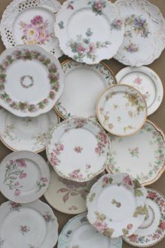 catalog photo of large lot mismatched flowered china plates, antique vintage floral pattern dishes