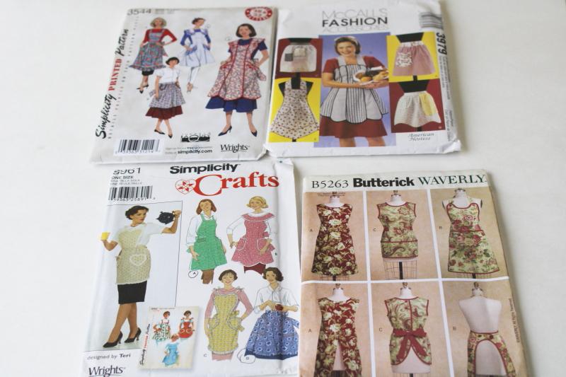 photo of large lot out of print sewing patterns all kitchen aprons, full & half aprons #3