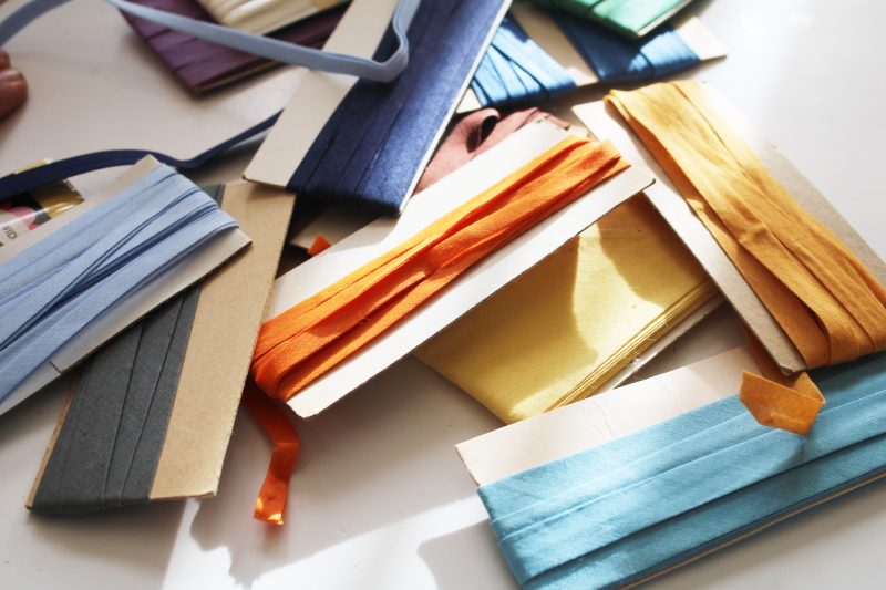 photo of large lot vintage seam binding tape, cotton & cotton poly blend many colors different brands  #6