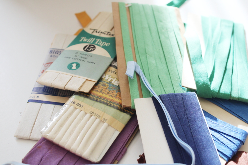 photo of large lot vintage seam binding tape, cotton & cotton poly blend many colors different brands  #7