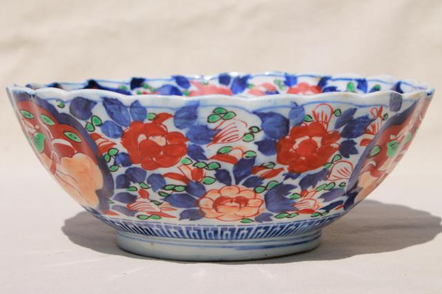 photo of large old Japanese porcelain bowl, hand painted red and blue Imari design china dish #1