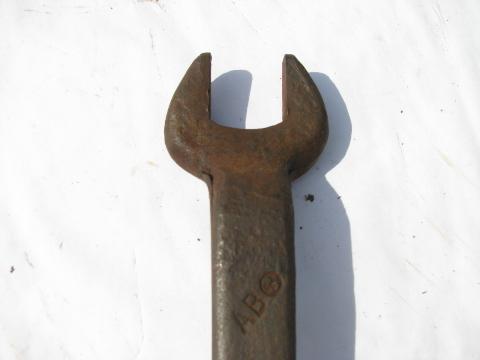 photo of large old bridge builder or steel construction erector's spud wrench #2