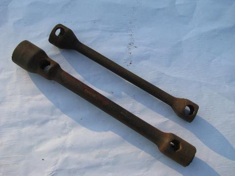 photo of large old truck & tractor lug nut socket wrenches, Herbrand #1