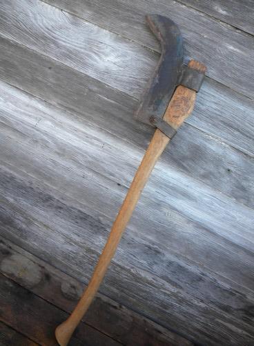 photo of large old vintage billhook or brush axe, primitive farm tool #2