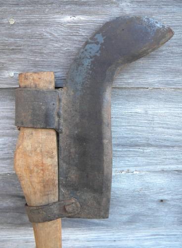 photo of large old vintage billhook or brush axe, primitive farm tool #4