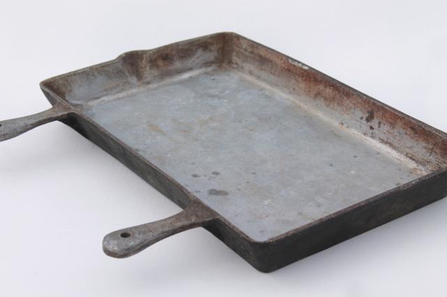 photo of large rectangular griddle skillet w/ two handles, heavy aluminum pan Milan Illinois foundry #1