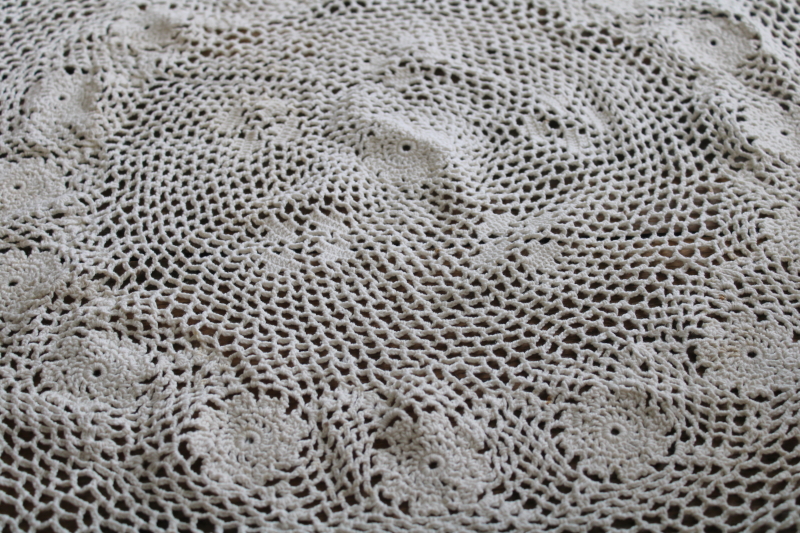 photo of large round crochet lace doily, vintage hippie girl wall hanging or table cover #3