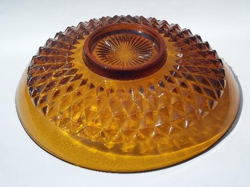 photo of large salad bowl, vintage Indiana amber diamond point pattern glass #4