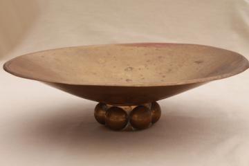 catalog photo of large shallow brass bowl, handcrafted vintage brass planter or dish w/ tarnished patina