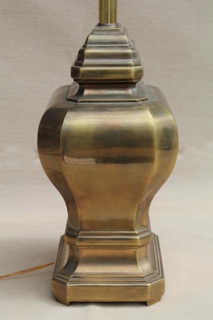 photo of large solid brass Chinese urn table lamp w/ touch lamp light switch #4