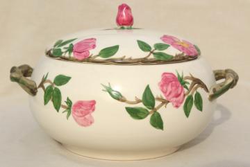 catalog photo of large soup tureen w/ notched lid, vintage Franciscan Desert Rose USA backstamp