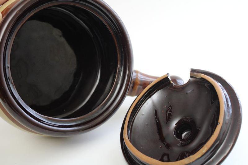 photo of large stoneware pan, vintage stick handle casserole dish, brown band pottery pot w/ lid #3