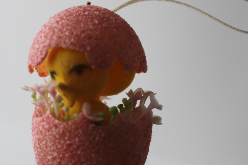 photo of large vintage flocked plastic egg w/ hatching chick, Easter basket tie on ornament #4
