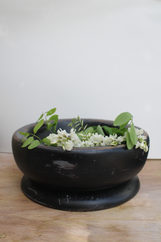 photo of large vintage wood bowl, rustic weathered black distressed modern farmhouse decor #1