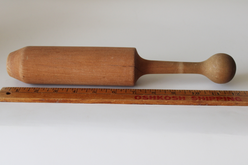 photo of large wood pestle or masher, primitive vintage farmhouse kitchen utensil #3