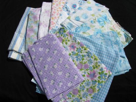 photo of lot 60s vintage flowered print fabric, cotton & cotton blends #1