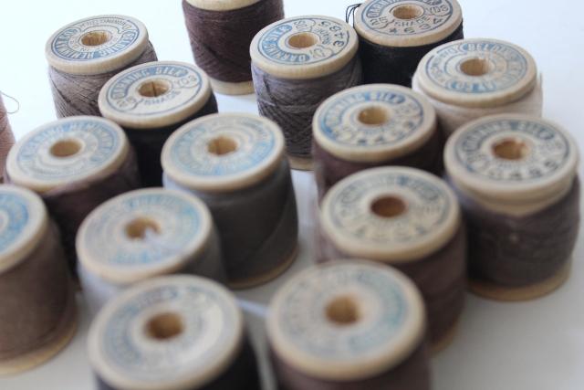 photo of lot antique silk sewing thread, matte finish stockings darning floss on old wood spools #3