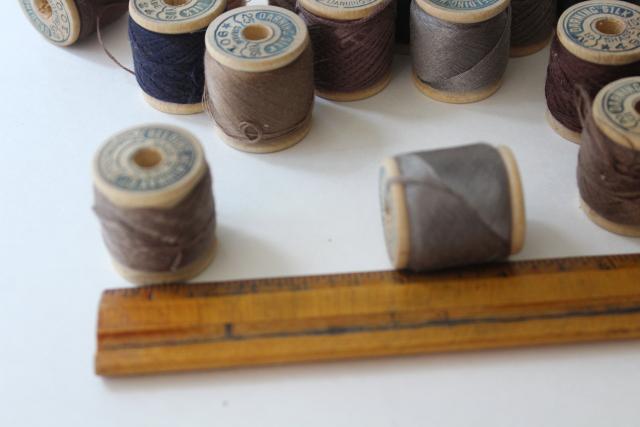 photo of lot antique silk sewing thread, matte finish stockings darning floss on old wood spools #6