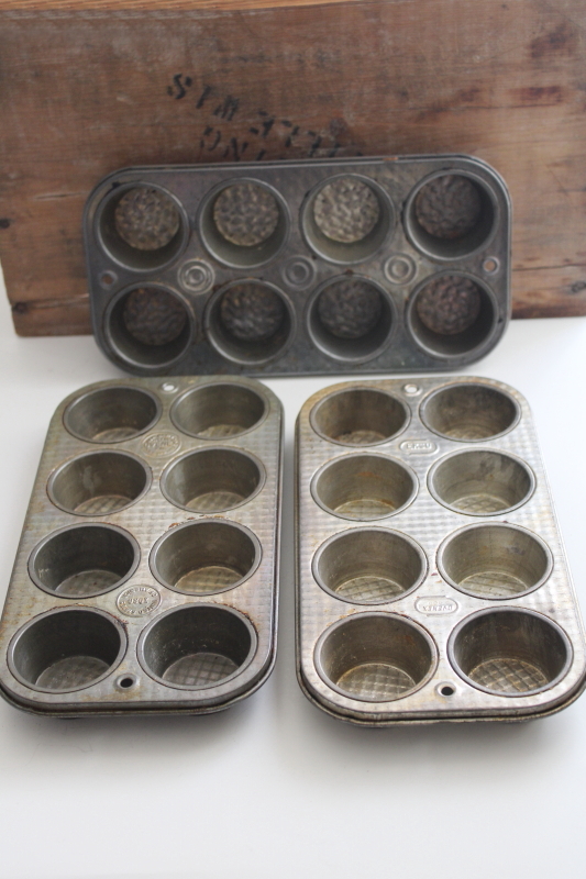 photo of lot antique & vintage baking pans, waffle texture muffin pans, Ovenex bakeware #1