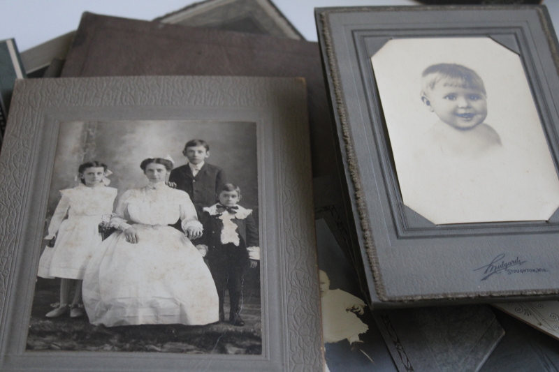 photo of lot antique vintage black white photos cabinet cards, family photos portraits 1900 through 1940s #3