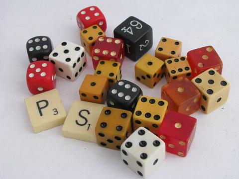 photo of lot antique & vintage game parts / gaming dice, bakelite & old plastic #3