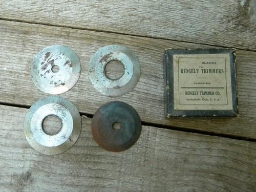 photo of lot assorted old and vintage blades for rotary wallpaper trimmers Ridgely #1