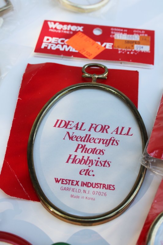 photo of lot new old stock mini frames for embroidery, cross stitch ornaments, gold plastic, red & green  #4