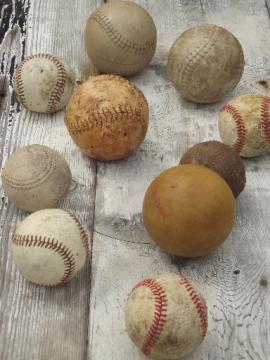 catalog photo of lot of 10 worn old baseballs & softballs, vintage baseball collection 