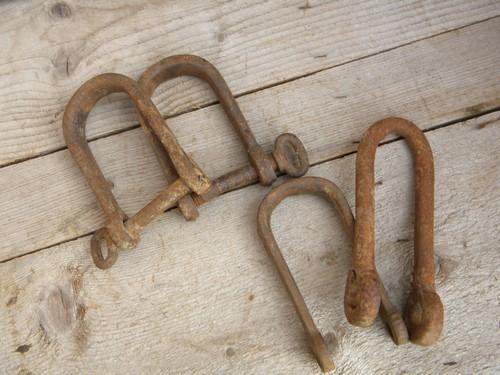 photo of lot of 4 antique farm primitive iron pulling clevises for rope & chains #1