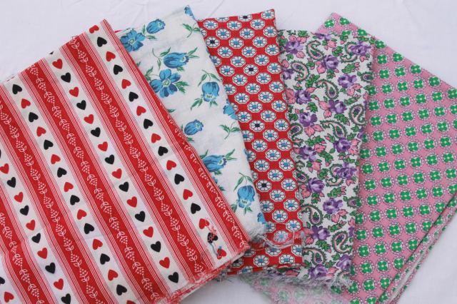 photo of lot of 40s 50s vintage fabric feedsacks, print cotton feed sack collection, hearts & flowers #1