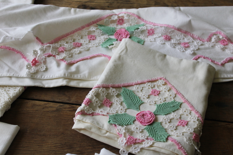 photo of lot of 7 pairs of vintage pillowcases w/ embroidery or crochet lace edgings, boho cottage bedding  #13