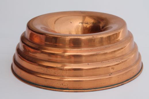 photo of lot of 70s vintage copper molds, tinned solid copper jello mold collection #4