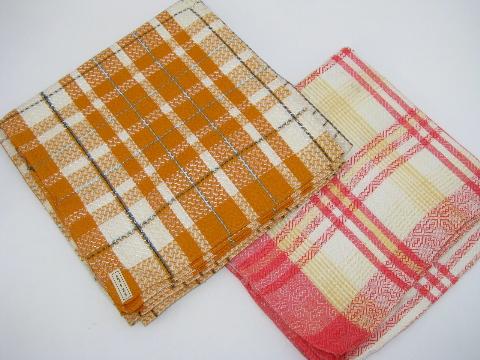 photo of lot of 8 vintage kitchen tablecloths, cute plaids #4