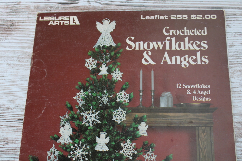 photo of lot of Christmas crochet booklets, crocheted snowflakes, angels, tree skirts, stockings  #5