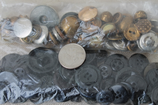 photo of lot of antique buttons, sorted button collection for sewing, jewelry crafts, altered art #10